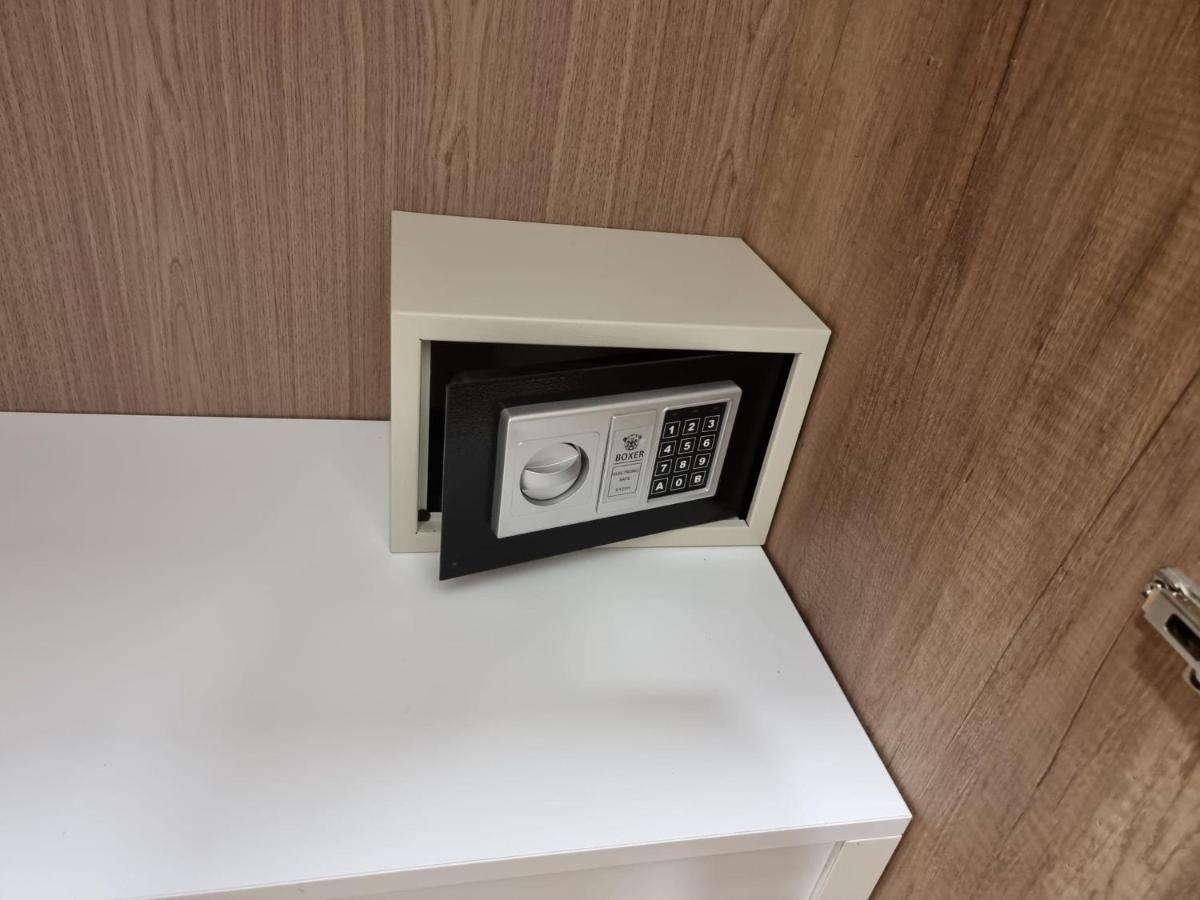 Barbaja Suites In Street Toledo 205 เนเปิลส์ ภายนอก รูปภาพ