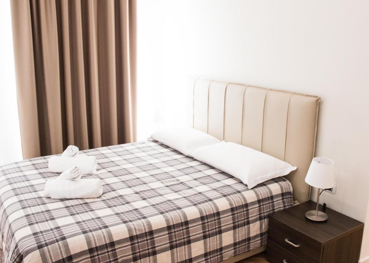 Barbaja Suites In Street Toledo 205 เนเปิลส์ ภายนอก รูปภาพ